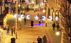 Komşuda Cadde Ve Sokaklar Işıl Işıl!