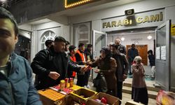 Gazipaşa Yardımlaşma Derneği’nden Kadir Gecesi’nde İkram