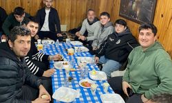 Yıllar Sonra Aynı Sofrada: İHL Mezunları Geleneksel İftarda Buluştu