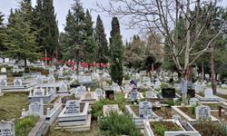 Ereğli’de Mezarlıklar Bayrama Hazırlanıyor