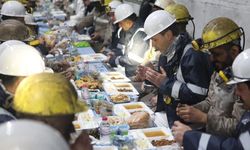 Bakan Bayraktar, Zonguldak'ta Eksi 630 Metrede Madencilerle İftar Yaptı!