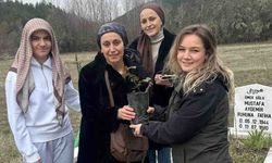 Mezarlıklar Gülle, Gönüller Dua ile Buluştu!