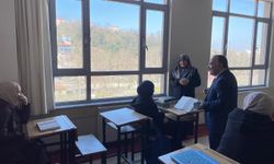 Müftüden Şehit Prof. Dr. İlhan Varank İmam Hatip Ortaokulu’nu ziyaret