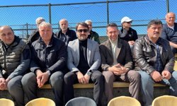 Ertuğrul Tribünde Yerini Aldı, Sporculara Destek Verdi