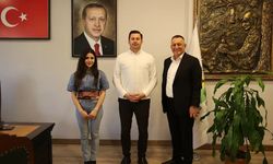 "Heyamo” ağıtıyla hafızalarda yer edinen sanatçı Ceren Ece Öksüz Kilimli'deydi
