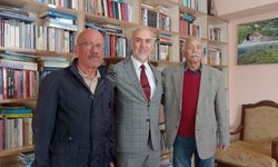 Karakavuz Köyü Halk Kütüphanesi’ne Anlamlı Ziyaret