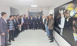 Yılmaz Tunç’tan Ak Parti Zonguldak İl Başkanlığı’na Ziyaret
