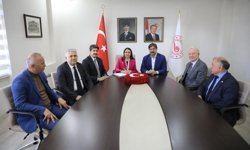 Vali Sözleşme İmzaladı!