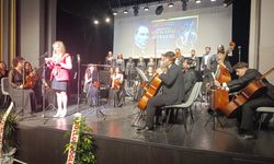 Ata’ya Saygı Konseri 19.19’da Başladı