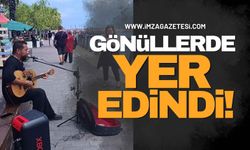 Sokak Müzisyeni Taner Külekçi Zonguldaklıların Gönlünde Yer Edindi