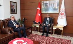 Başkan Erdem’den Vali Hacıbektaşoğlu’na Nezaket Ziyareti