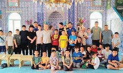 Sahada ve Kalplerde Fenerbahçe Sevgisi: Çaycumal'da Çocuklara Büyük Sürpriz
