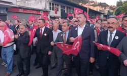 Zonguldak'ta 15 Temmuz Ruhu Meydanlara Taştı: Binlerce Kişi Demokrasi Yürüyüşünde Buluştu