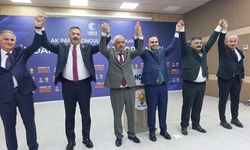 İtibar Etmeyiniz! CHP'den AK Parti'ye Geçen Nedim Bekar Eleştirilere Cevap Verdi