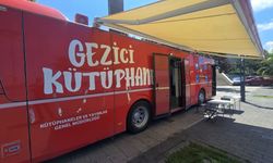 Zonguldak Sahilinde Kültür Molası: Gezici Kütüphane Otobüsü Yerini Aldı