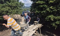 Gümeli'de Cemevi Yemekhanesinde İkinci Beton Döküldü
