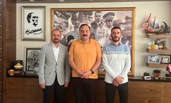 İnşaat Mühendislerinden Kozlu Belediye Başkanı Altuğ Dökmeci'ye Nezaket Ziyareti