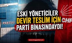 CHP Zonguldak'ta ​Eski Yöneticiler Devir Teslim İçin Parti Binasındaydı