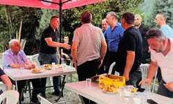AK Parti İl Başkanı Mustafa Çağlayan'dan Kızılay Şube Koordinatörü Hakan Ergin'in Ailesine Taziye Ziyareti