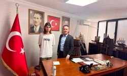 AK Parti Zonguldak Merkez İlçe Başkanlığı'na Genç Katılım: Bera Karagünnü AK Parti Saflarına Katıldı