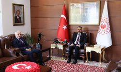 Gazeteci Orhan Akyüz, Vali Hacıbektaşoğlu'nu Ziyaret Etti