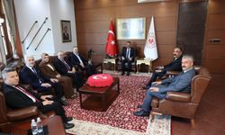 MHP Genel Başkan Yardımcısı Prof. Dr. Topsakal, Vali Hacıbektaşoğlu’nu Ziyaret Etti