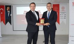 Zonguldak'ta Eğitim Yöneticileri İçin Kapanış Programı: Sertifikalar Takdim Edildi