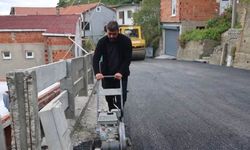Kilimli Belediye Sitesi Mahallesi’nde Asfaltlanıyor