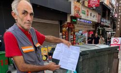 Babacan Temizlik İşçisi Kız Öğrencilerine Burs Vermekten Yılmıyor