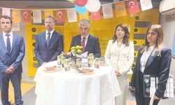 PTT 186 Yıllık Çınarın Gururunu Yaşıyor: Zonguldak’ta Anlamlı Kutlama