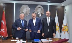 Devrek Belediye Başkanı Özcan Ulupınar Bakana Projelerini Aktardı…
