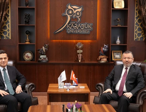 KBÜ rektörü Kırışık ve KÜ rektörü Topal ile bir araya geldi...
