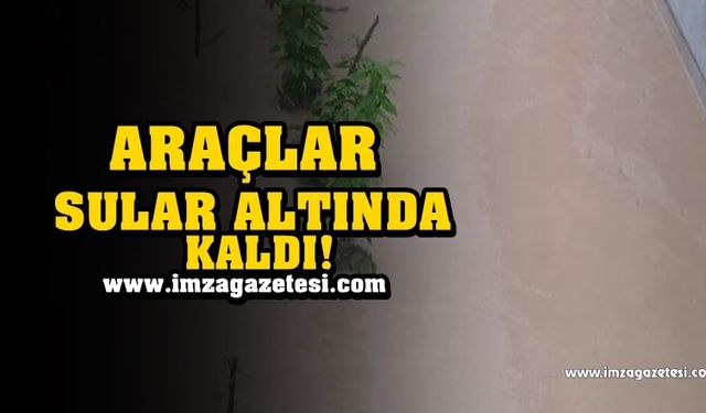 Araçlar sular altında kaldı