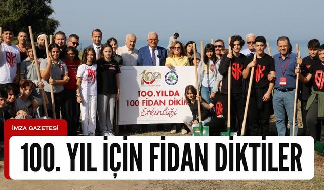 Halil Posbıyık ve öğrenciler cumhuriyetin 100. yılı için fidan dikti