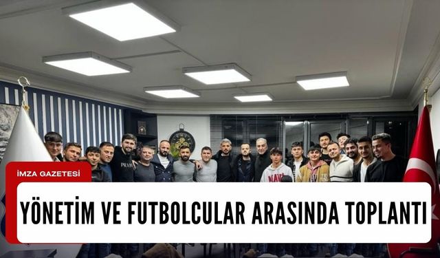 ZES'te futbolcular ve yönetim bir araya geldi.