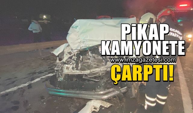 Pikap'ın kamyona çarptığı feci kazada yaralılar var!