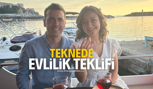 Teknede evlilik teklifi