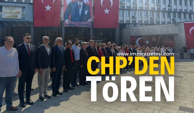 CHP'den Valilik Önünde Zafer Bayramı Töreni