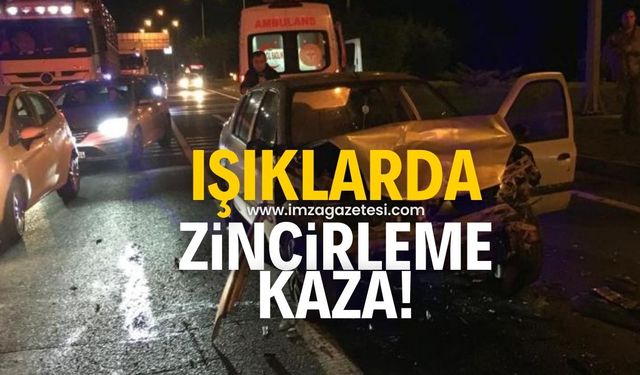 Üniversite kavşağında ışıklarda zincirleme kaza!