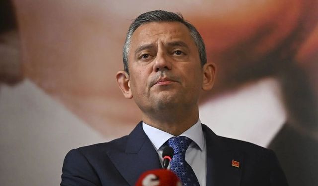 Özgür Özel Neden İstifa Etti? Yeni Partisinin Adı Nedir?