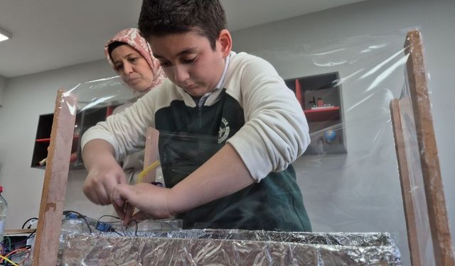 11 yaşında zehirsiz tarım için kolları sıvadı...