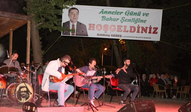Çaydeğirmeni'nde annelere özel bir gece...