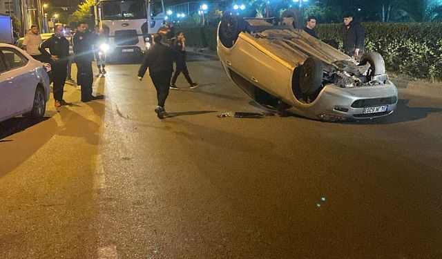 Ereğli'de hem çarptı hem şaşırdı! “Bu arabaya ben mi çarptım?”
