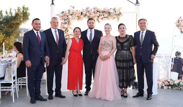 BAŞKAN TAHSİN ERDEM’İN OĞLU SEYİT ERDEM NİŞANLANDI