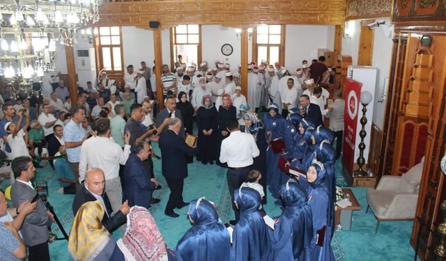 Alaplı’da Görkemli Hafızlık Merasimi... 44 Hafız İcazetini Aldı...