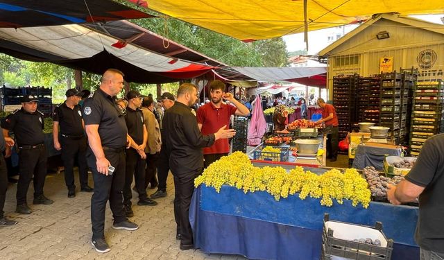 DEVREK BELEDİYESİ ZABITADAN PAZAR YERLERİNE SIKI DENETİM!