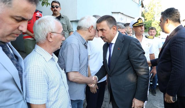 Zonguldak Valisi Hacıbektaşoğlu’ndan Kıbrıs Gazisi Ali Sezer’in Ailesine Taziye