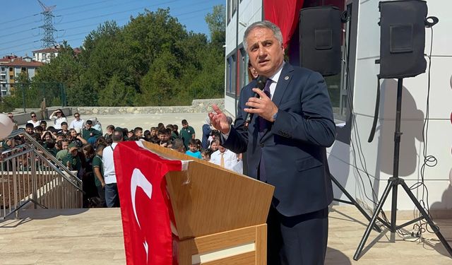 Alaplı'da Yeni Eğitim Öğretim Yılı coşkusu... Ahmet Zeki Atalay İlkokulu Resmen Açıldı