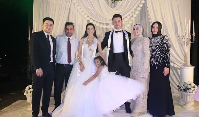 Zonguldaklı Savcı Ahmet Bayram, Zeliha Aydın İle Evlendi...