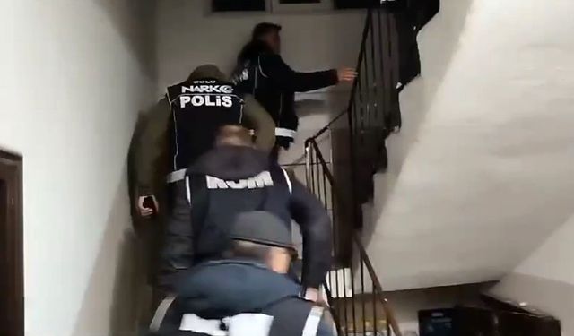 Kaçak göçmenler yakalandı